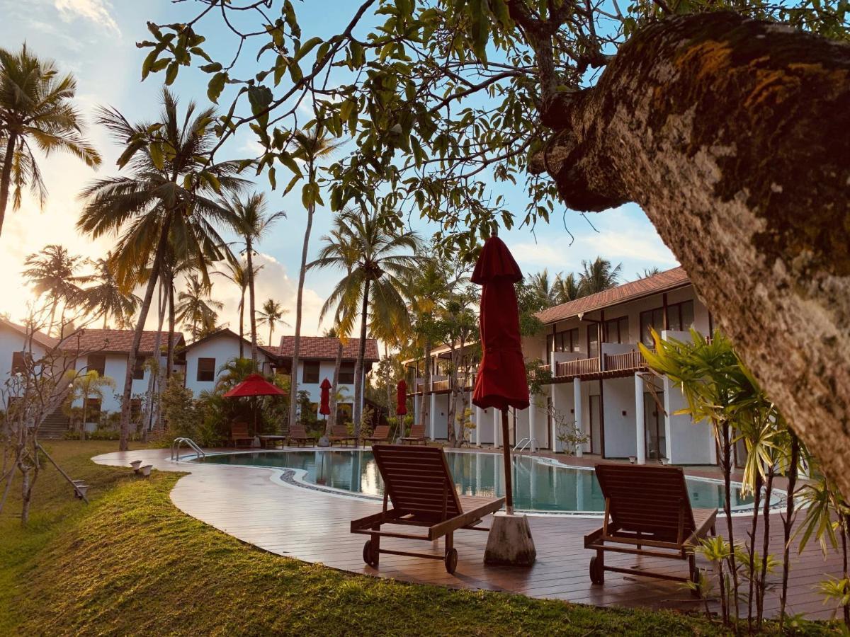 Palm Garden Ayurveda Resort Ahangama Exterior foto